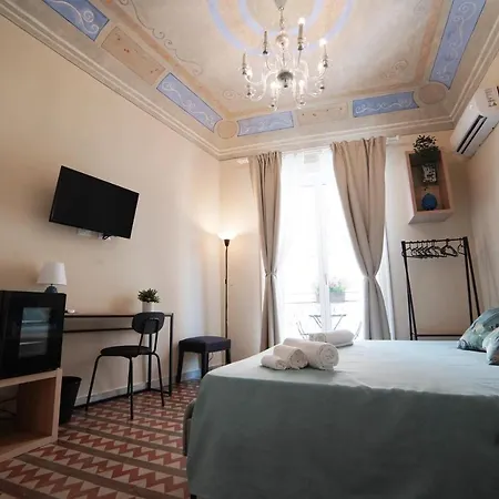 Domus Maqueda Bed & Breakfast Palermo